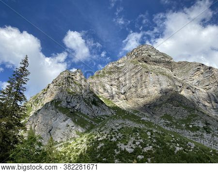 Alpine Peak Haupt Or Brünighaupt (bruenighaupt Oder Brunighaupt) In The Uri Alps Mountain Massif, Me