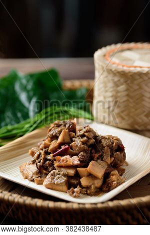 Northern Thai Food (tum Kraton), Spicy Santol Salad With Crab Paste