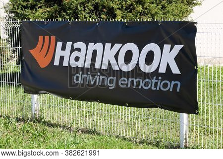 Chatillon Sur Chalaronne, France - August 10, 2019: Hankook Logo On A Banner. Hankook Is A South Kor