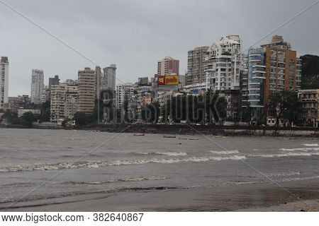 Mumbai, Maharashtra/india- June 14 2020: Newly Constructed Hotels And Sea Facing Apartments Near The