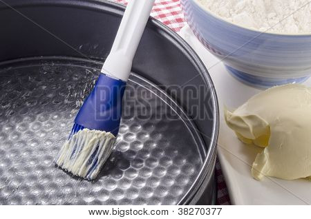 Margarin ile yağlanmış yuvarlak arka Form
