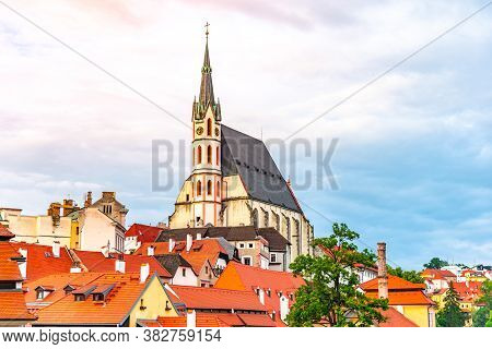 St Vitus Church In The Middle Of Historical City Centre. Cesky Krumlov, Southern Bohemia, Czech Repu