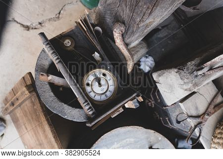 Seosan,south Korea-april 2020: Top View Of Old Vintage Clock With Roman Numerals