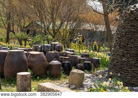Seosan,south Korea-april 2020: Korean Traditional Kimchi Clay Pots At The Garden