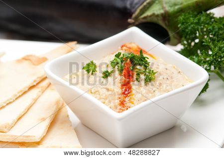 Moutabal Baba Ghanoush bakłażan Dip