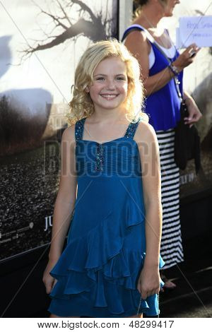 LOS ANGELES - JUL 15: Kyla Deaver kommt bei der 