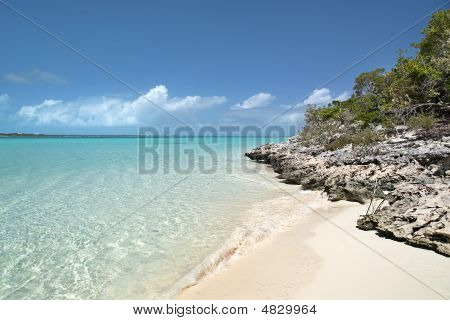 Skladování Island Skalnatá pláž