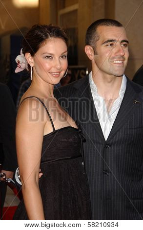 Ashley Judd and Dario Franchitti at the 2007 ESPY Awards. Kodak Theatre, Hollywood, CA. 07-11-07