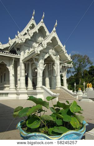 Kaew Grovaram Temple In Krabi Town, Thailand