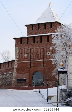 Kremlin Wall And Tower Ivanovskaya At Nizhny Novgorod In Winter. Russia