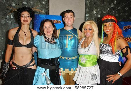 L-R Basura, Hygena, Parthenon, Ms. Limelight, and Braid at the 
