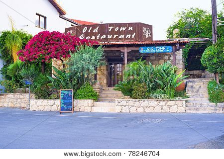 The Restaurant With Garden