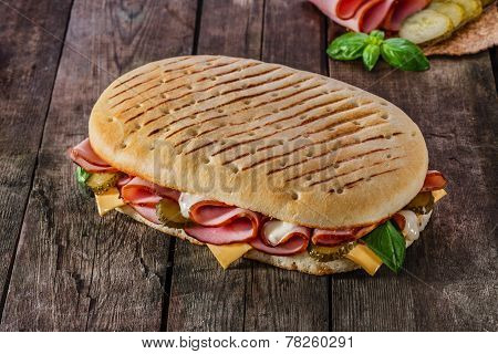 panini with ham and cheese