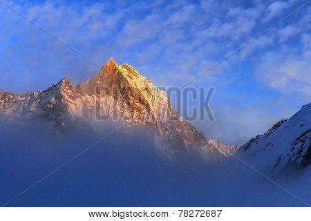 Starry Sky Over Machhepuchare And Annapurna Base Camp - Nepal, Himalayas