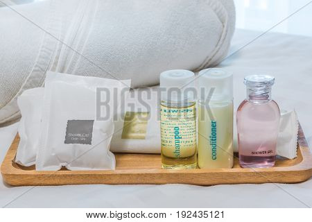 BATH ACCESSORIES IN HOTEL. Hotel bath amenities.