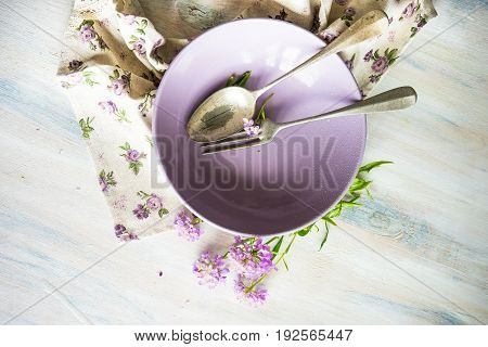 Summer Table Setting