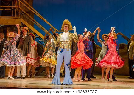 Comic Opera Love Drink