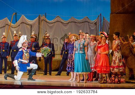 Comic Opera Love Drink