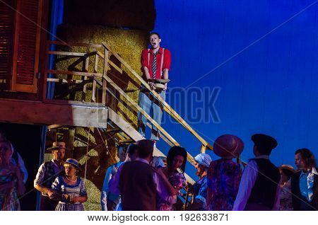 Comic Opera Love Drink