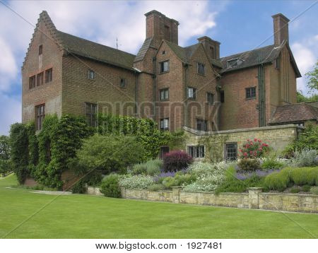 Chartwell_001