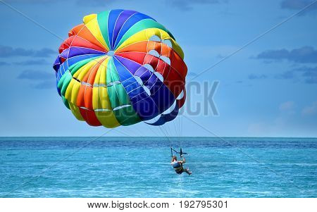 Beach Parashoot