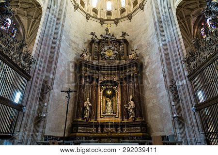 Sept 2018 - Segovia, Castilla Y Leon, Spain - Segovia Cathedral Main Altar. It Was The Last Gothic S