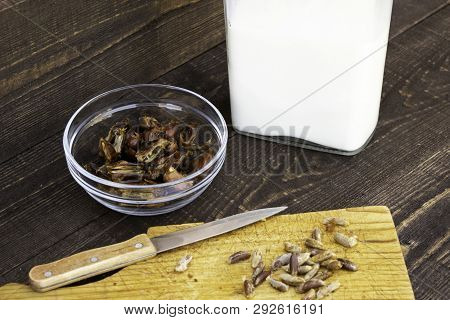 Hushaf - Date Milk, Traditional Ramadan Dish, Cooking, Ingredients, Pitted Dates In A Plate, Knife A