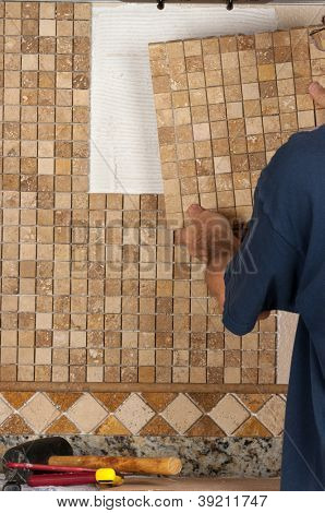 Laatoitus backsplash