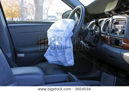 Airbag bereitgestellt