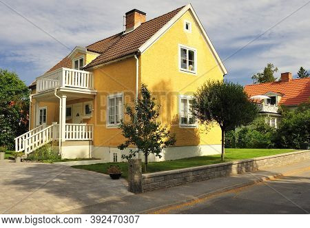 Swedish Middle Class Home, Bromma - Sweden