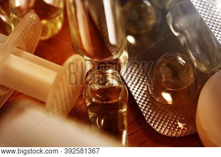 Coronavirus, Medicine Background Medicine Injection Pills, Close Up