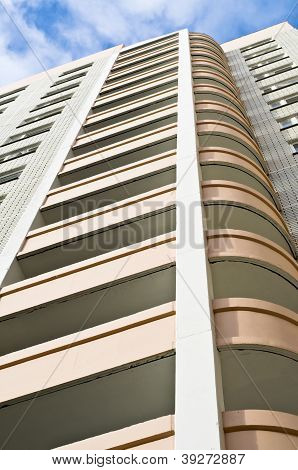 Edifício residencial Multi-storey novo
