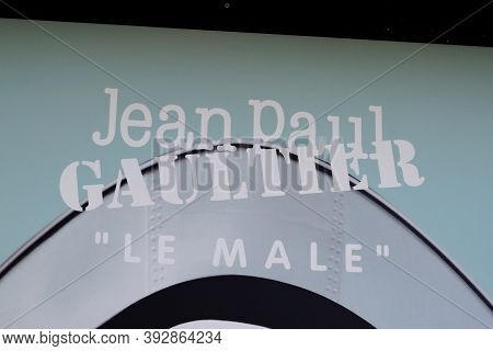 Bordeaux , Aquitaine / France - 11 01 2020 : Jean Paul Gaultier Le Male Advertising With Text Sign A