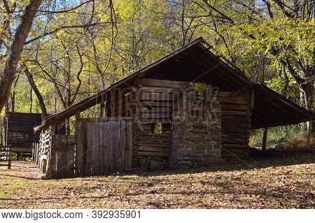 Historic Shack In The Historic Area Of Boxley Valley Arkansas