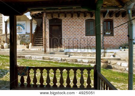 Monasterio