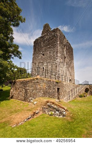 Cardoness Castle