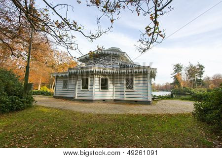 Royal Thea House