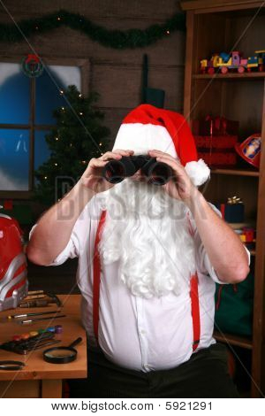 Santa sembra però suo binocolo