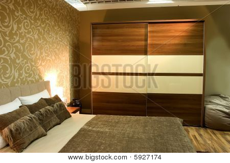 ตู้เสื้อผ้า