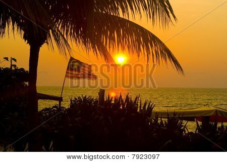 Batu Ferrenghi stranden ved solnedgang