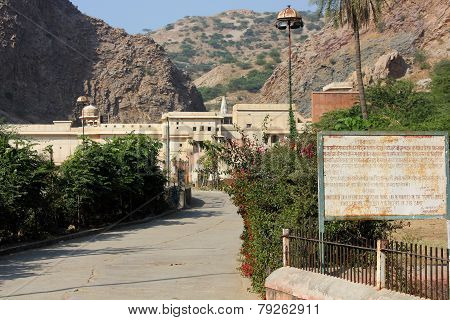 Arriving In Galta Temple