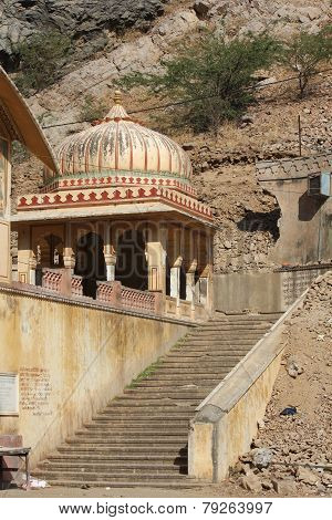 Galta Temple, Architectural Detail