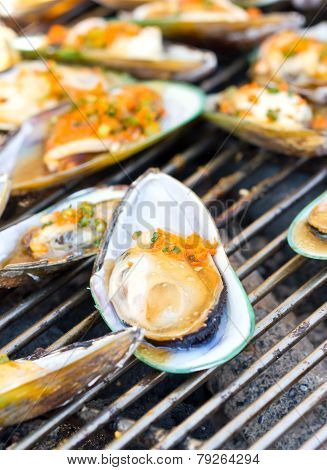 Green Mussel (perna Viridis) On The Grill.