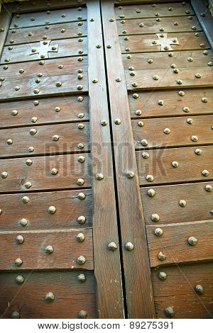 Cross    Arsago Seprio  Brass Brown  In A  Door Curch  Italy