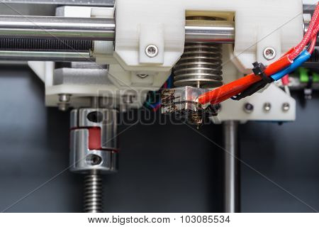 3D Printer With Bright Green Filament