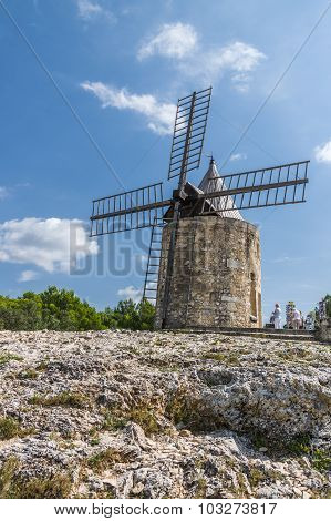 Daudet's Windmill - Fontvielle (france)