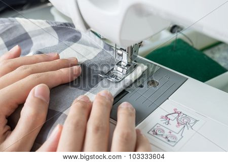 Sewing Process , The Sewing Machine Sew Women's Hands Sewing Machine