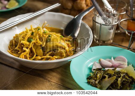 Northern Thai Noodle Curry Soup(khao Soi)northern Thai Cuisine, Selective Focus