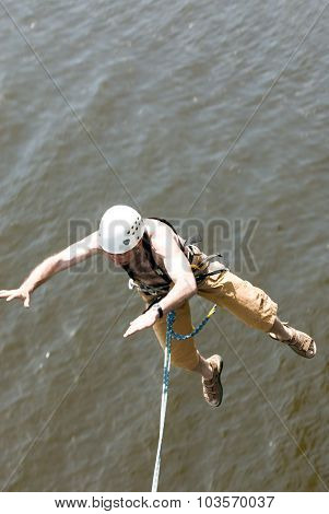 Extreme ropejumping