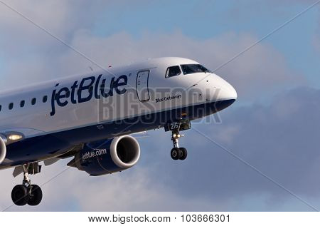 FORT LAUDERDALE, USA - May 30, 2015: A Jetblue Airlines Embraer 190 aircraft landing.